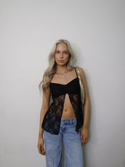 the laci top